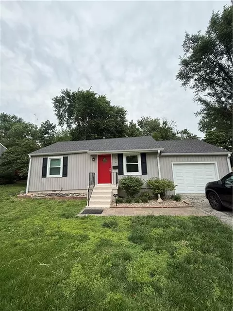 516 W 87th Ter, Kansas City, MO 64114
