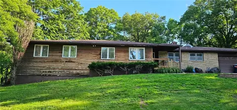 8604 E 74th St, Kansas City, MO 64133