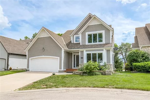6227 W 126th Ter, Overland Park, KS 66210