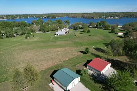 103 Gulfstream Dr, Gallatin, MO 64640