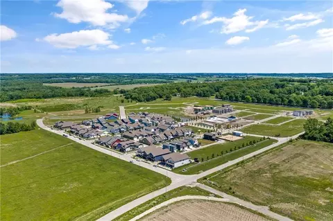 View/Area - 23500 E 11th St, Independence, MO 64056 photo 5 of 8