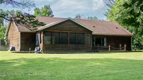 25309 E 317th Ter, Harrisonville, MO 64701