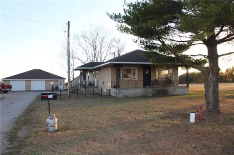 1210 E South St, Arma, KS 66712