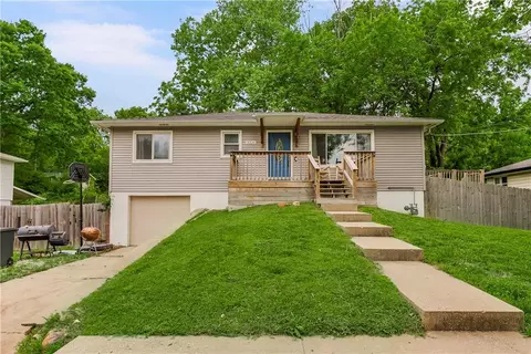 3320 N 66th St, Kansas City, KS 66104
