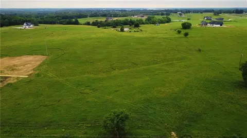 5 Northeast 144th Street, Smithville, MO 64089