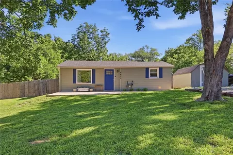6800 NE Cotter Ave, Kansas City, MO 64119