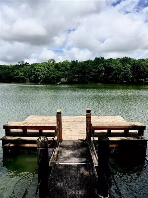 33 NW Lakeside Dr, Lacygne, KS 66040