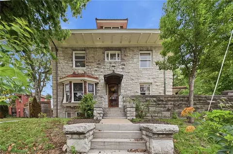 444 Gladstone Blvd, Kansas City, MO 64124