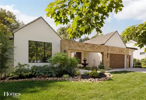 4807 W 64th St, Prairie Village, KS 66208