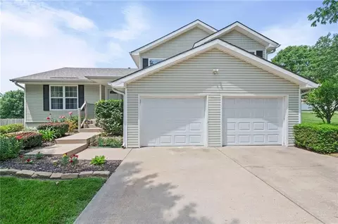 1700 Todd St, Platte City, MO 64079