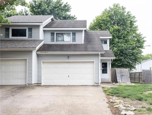 1424 E 125th Ter #F, Olathe, KS 66061
