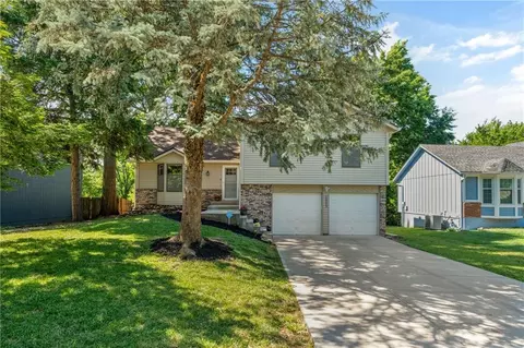 10203 W 50th Ter, Merriam, KS 66203