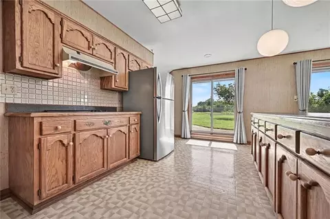 Kitchen - 2946 SW 204th St, Trimble, MO 64492 photo 5 of 7