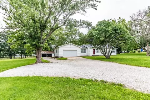 237 NW 21 Rd, Warrensburg, MO 64093