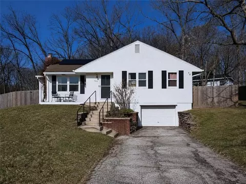 2620 NE 56th Ter, Gladstone, MO 64118