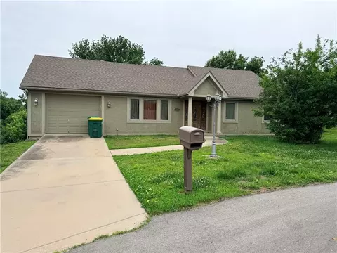 3333 N 85th Pl, Kansas City, KS 66109