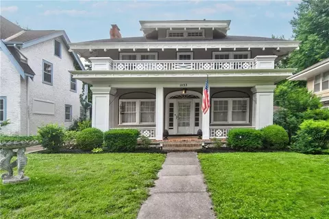 1033 W 71 Ter, Kansas City, MO 64114