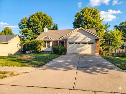 1803 Sunset Dr, Kearney, MO 64060