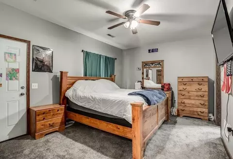 Bedroom - 6625 E 213th St, Quenemo, KS 66528 photo 1 of 5