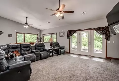 Living - 6625 E 213th St, Quenemo, KS 66528 photo 1 of 2