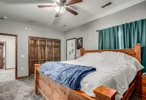 Bedroom - 6625 E 213th St, Quenemo, KS 66528 photo 2 of 5