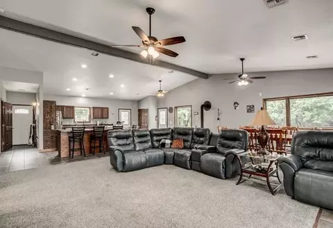 Living - 6625 E 213th St, Quenemo, KS 66528 photo 2 of 2