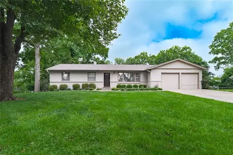 6108 NW Klamm Dr, Kansas City, MO 64151
