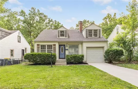 7426 Olive St, Kansas City, MO 64132