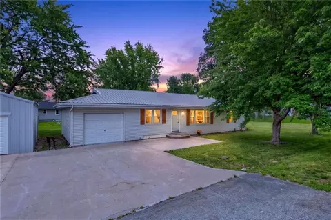 105 E Meadowbrook Ct, Polo, MO 64671