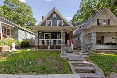 627 Miami St, Leavenworth, KS 66048