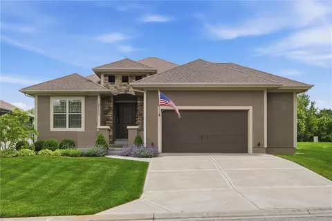 3111 N 118th Ter, Kansas City, KS 66109