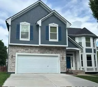 15727 S Widmer St, Olathe, KS 66062