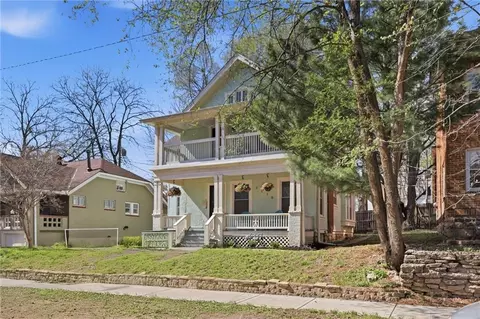 1116 W 41st Ter, Kansas City, MO 64111
