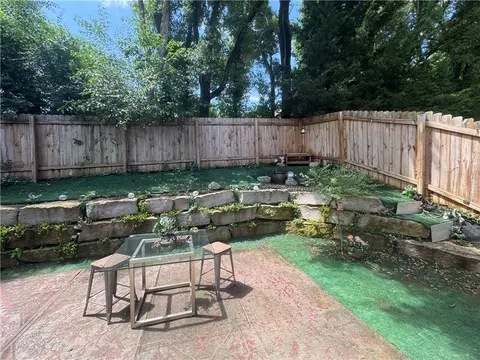 Exterior - 111 W 16th Ter, Eudora, KS 66025 photo 6 of 12