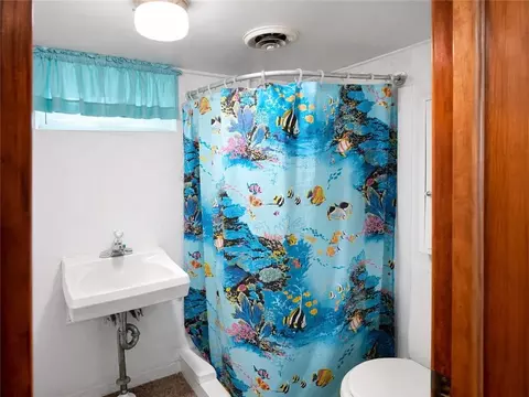 Bath - 511 Broad St, Warrensburg, MO 64093 photo 2 of 2