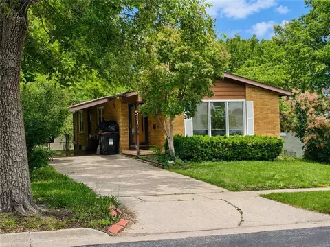 511 Broad St, Warrensburg, MO 64093