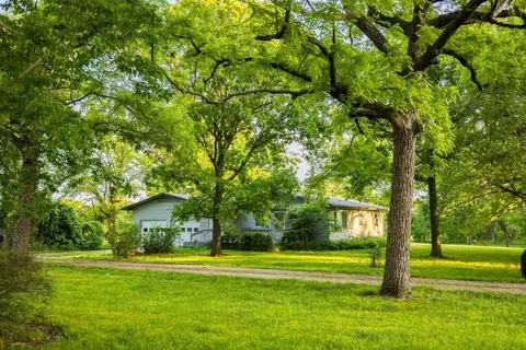 302 N Dane Ave, Williamsburg, KS 66095