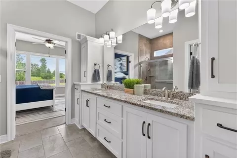 Bath - 1540 SW Cornwall Rd, Raymore, MO 64083 photo 3 of 5