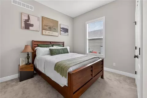 Bedroom - 1540 SW Cornwall Rd, Raymore, MO 64083 photo 5 of 7