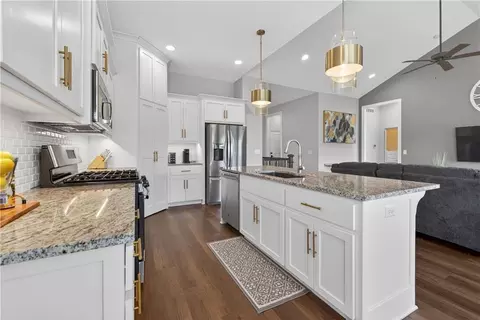 Kitchen - 1540 SW Cornwall Rd, Raymore, MO 64083 photo 3 of 4