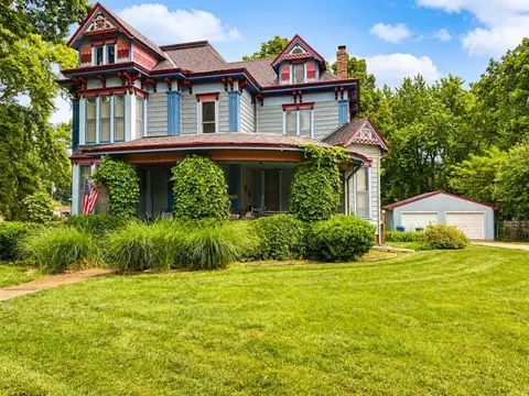 406 E Arthur St, Liberty, MO 64068
