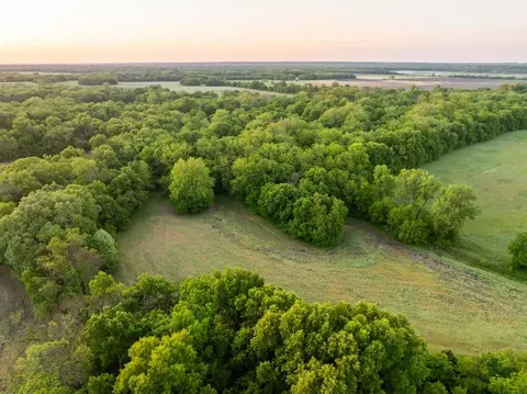40801 E Route B Rd, Creighton, MO 64739 photo 3
