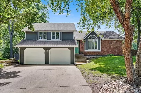 3605 Riverview Rd, Lawrence, KS 66049