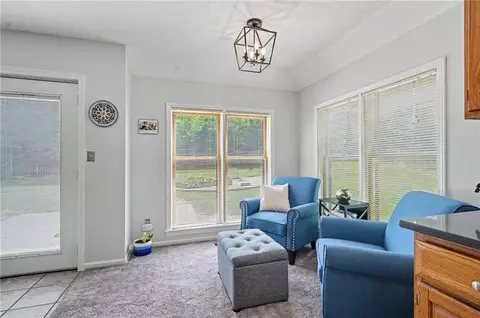 Entry Way - 3605 Riverview Rd, Lawrence, KS 66049 photo 4 of 8