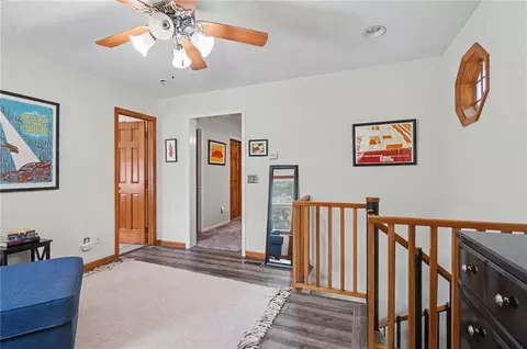 Entry Way - 3605 Riverview Rd, Lawrence, KS 66049 photo 5 of 8