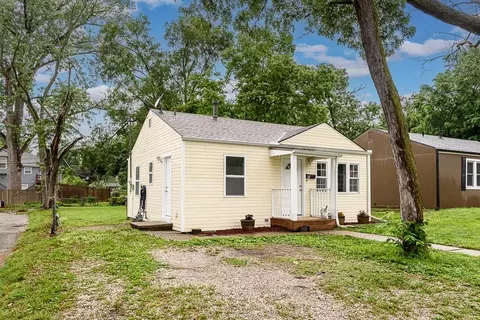 312 Cornell Ave, Bonner Springs, KS 66012