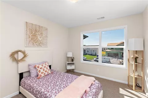 Bedroom - 20755 Emerald St, Spring Hill, KS 66083 photo 5 of 6