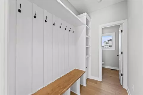 Entry Way - 20755 Emerald St, Spring Hill, KS 66083 photo 3 of 4