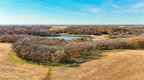 View/Area - 770 E 1300 Rd, Lawrence, KS 66046 photo 15 of 18