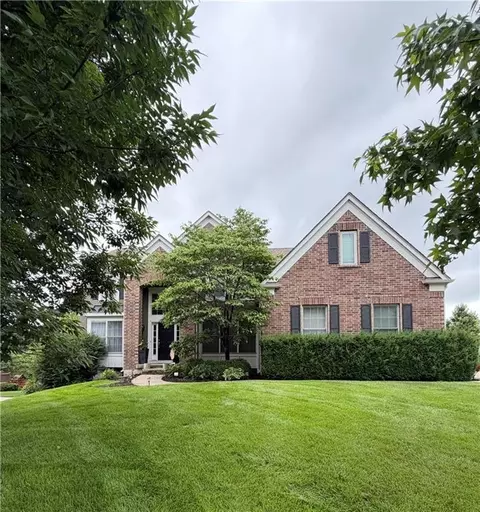 14600 Chadwick St, Leawood, KS 66224
